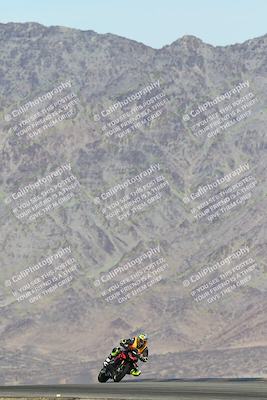 media/Nov-16-2025-Race Pace (Sun) [[8c5fa54630]]/Non Verified Riders (1st 20 Minutes)/2-Turn 10 (1010am)/